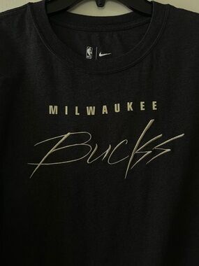 Nike Black NBA Milwaukee Bucks Script Tee